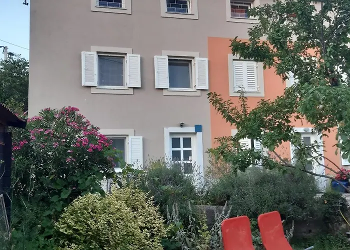 Orange Cube - Self Check In - Free Parking Ριέκα