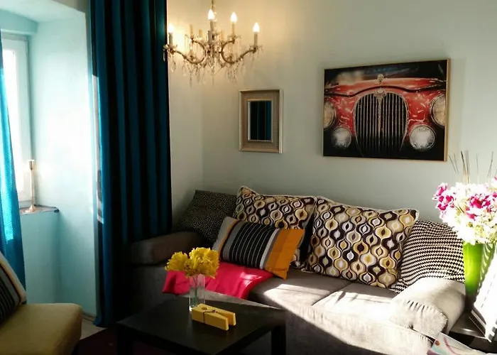 Orange Cube - Self Check In - Free Parking Ριέκα